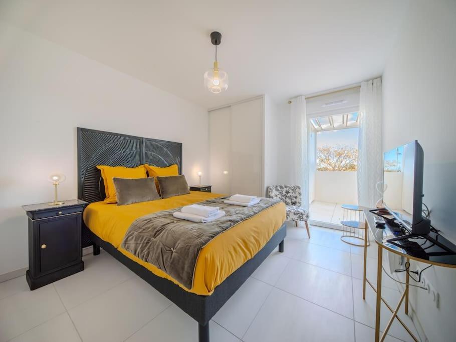 Le Square D'Evan - Appartement De Standing - Grande Terrasse Exterieure - Climatisation Saint-Aunes Luaran gambar