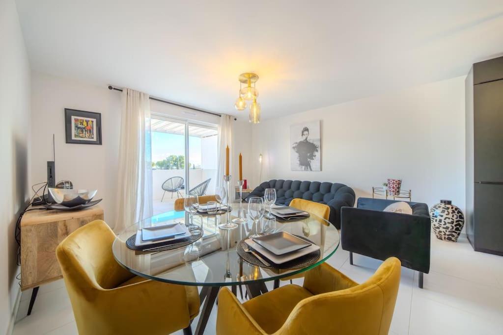 Le Square D'Evan - Appartement De Standing - Grande Terrasse Exterieure - Climatisation Saint-Aunes Luaran gambar